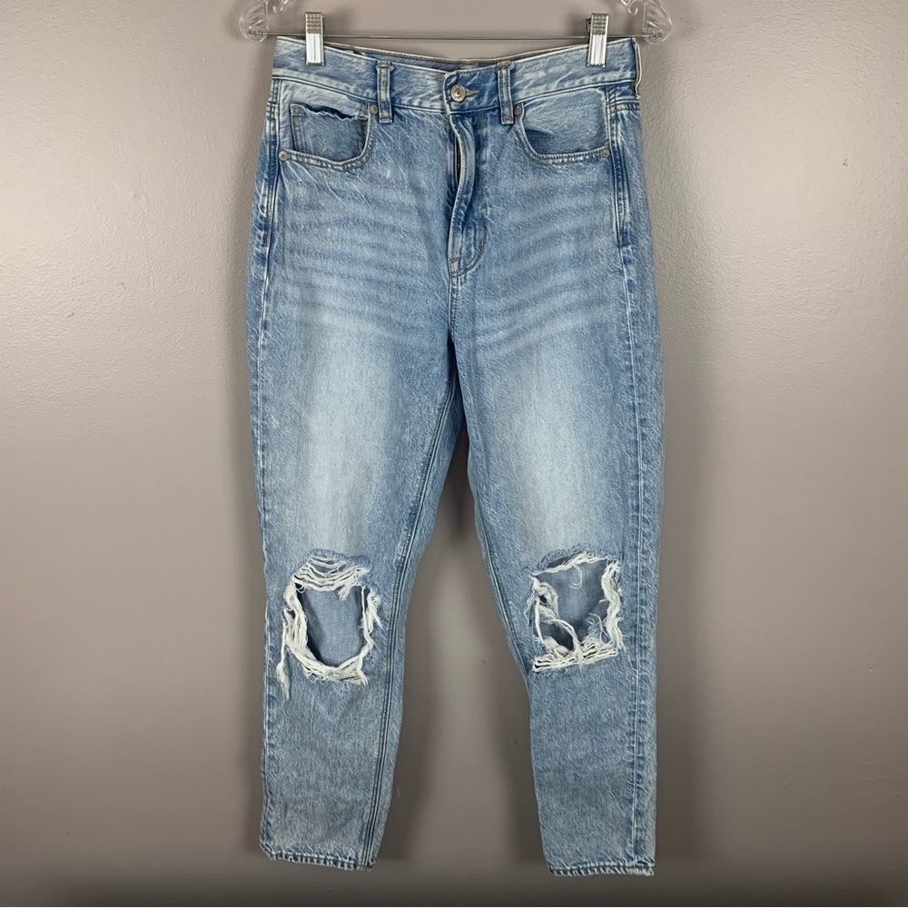 American Eagle Mom Jean Distressed 6 Regular